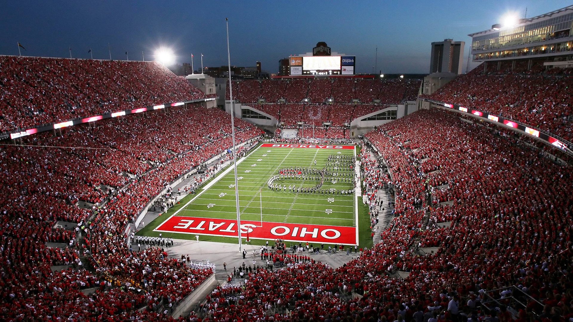 哈兰德在FPX比赛中战术调整，关键助攻引发热议！